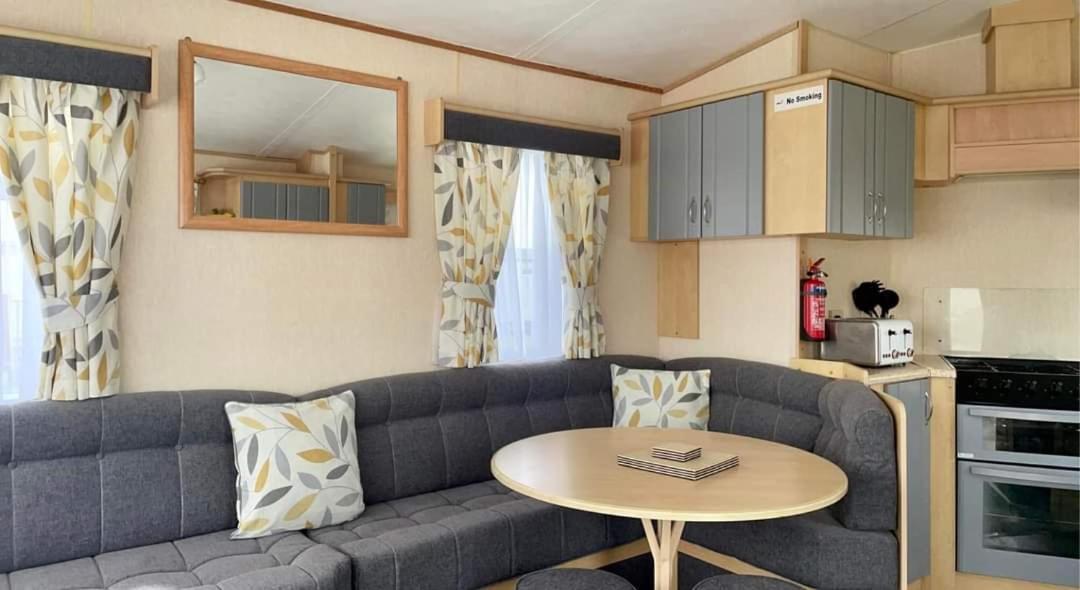 dees caravan lettings kingfisher elm 453 Ingoldmells Buitenkant foto
